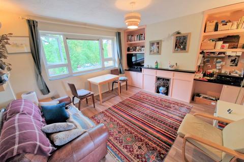 114 Thames Road, London, W4 3RQ