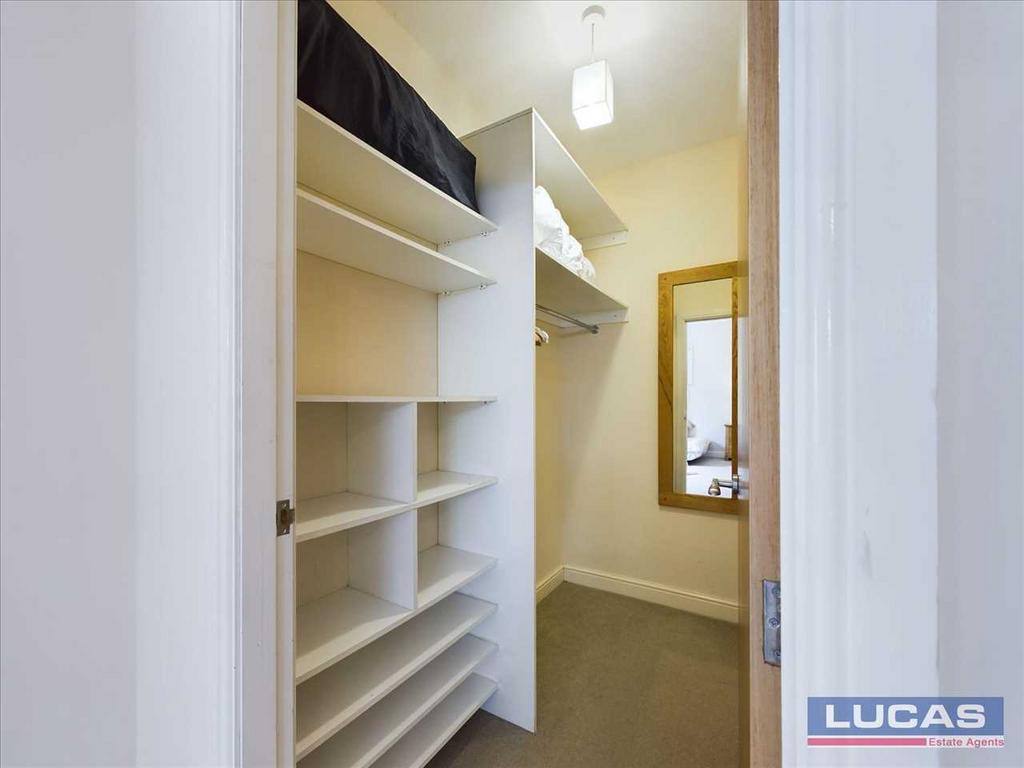 Walk In Wardrobe