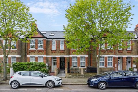 2 bedroom flat for sale, Darell Road, Kew, Surrey