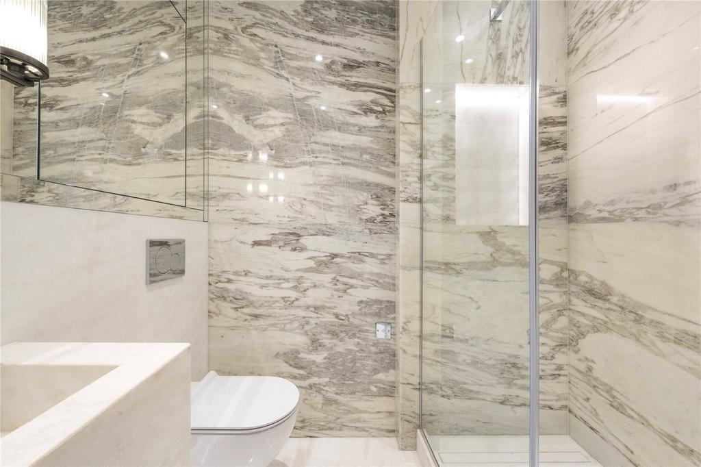 Master Ensuite