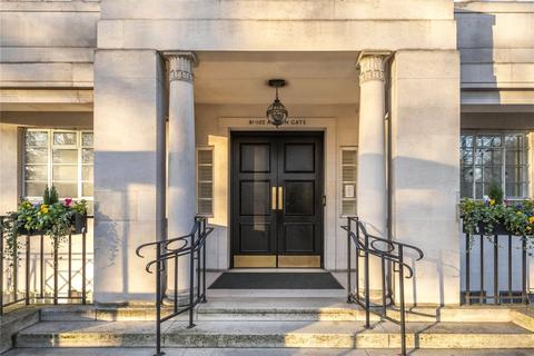 undefined, Albion Gate, Hyde Park Place, London