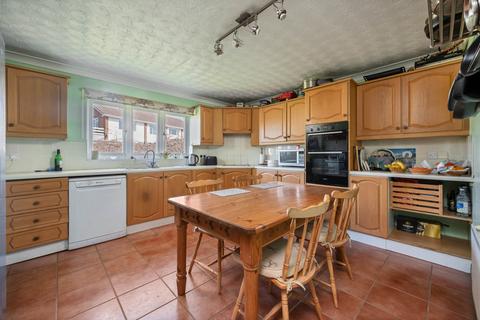 4 Mussons Close, Corby Glen, Grantham, NG33 4NY
