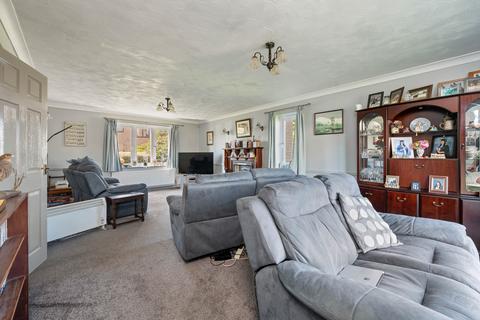4 Mussons Close, Corby Glen, Grantham, NG33 4NY