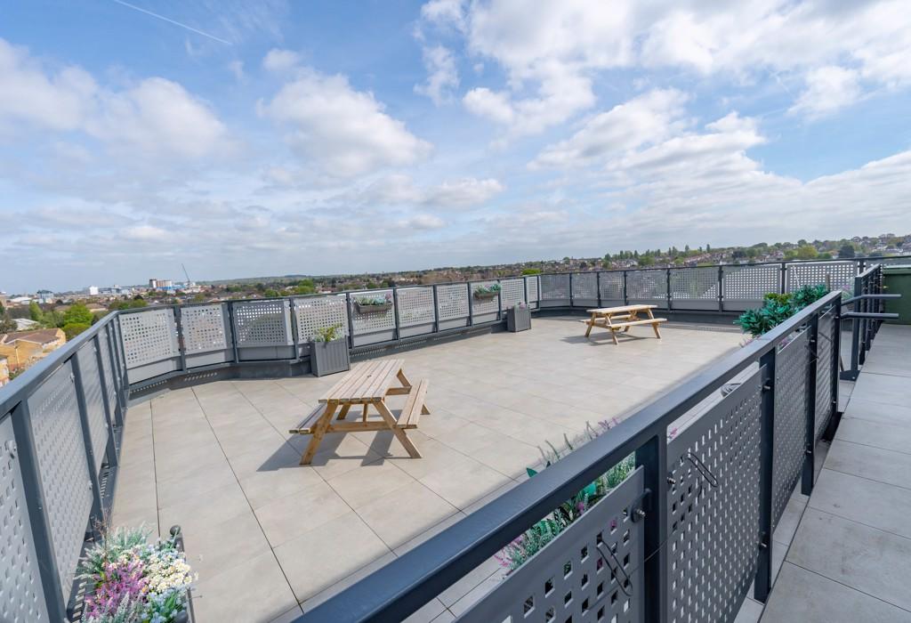 Papermill House, Romford, Essex 1 bed flat £215,000