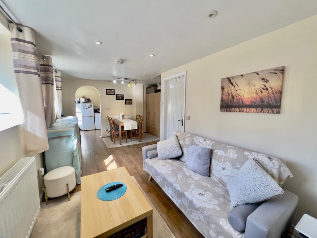Annexe - Reception Room