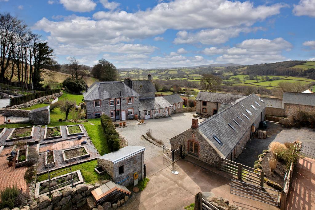 Dartmoor National Park, Devon, TQ13 5 bed farm house for sale £3,000,000