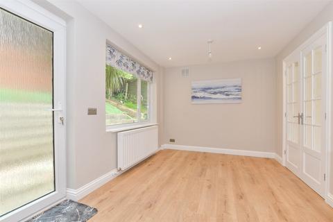 2 bedroom detached bungalow for sale, Seabrook Vale, Seabrook, Hythe, Kent