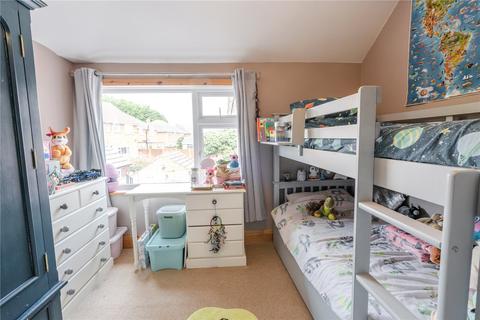 19 Grantham Avenue, Grimsby, DN33 2HE