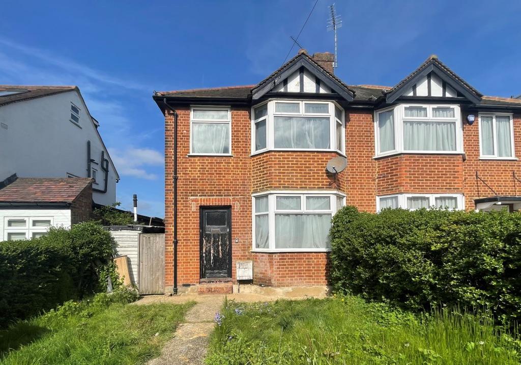23 Stoneyfields Lane, Edgware... 3 bed semidetached house £450,000