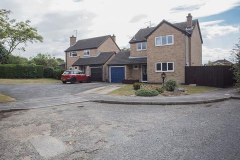 3 bedroom detached house for sale, Green Lane, Yaxley, Peterborough, Cambridgeshire. PE7 3YJ