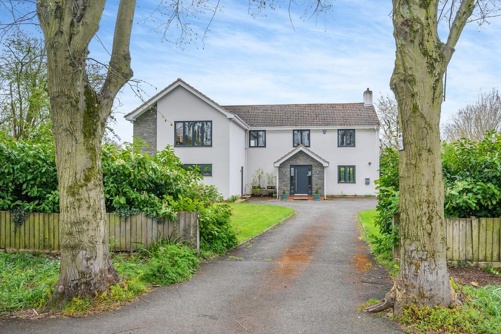 Lime Tree Avenue, Rugby, CV22 4 bed detached house £900,000