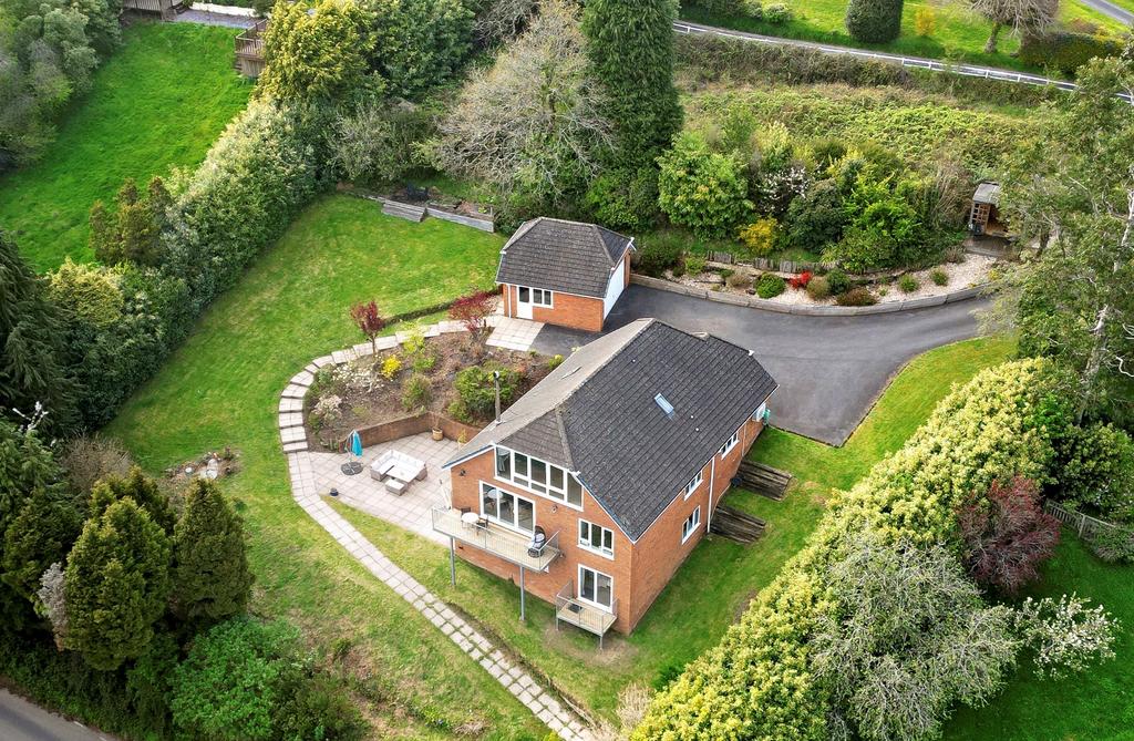 Longdown, Exeter, Devon, EX6 6 bed detached house for sale £950,000