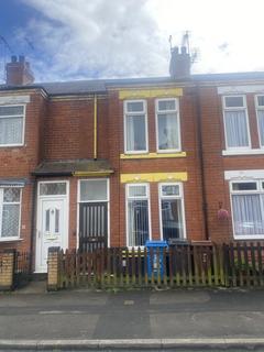 2 bedroom terraced house to rent, Wharncliffe Street, Hull HU5