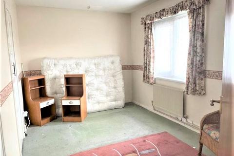 166 Langdown Road, Hythe, Southampton, SO45 6EN