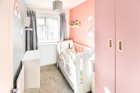 1 Derry Close, Ash Vale, Aldershot, GU12 5SR