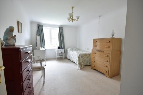 2 bedroom apartment for sale, 59 Massetts Road, Horley, Surrey, RH6