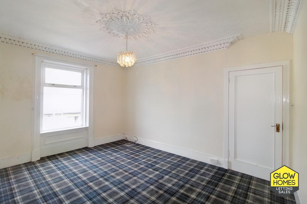 Courthill Street, Dalry KA24 4 bed £65,000