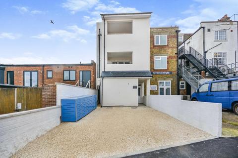 2 bedroom flat for sale - Crofts Place, Broadstairs