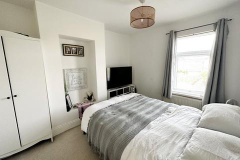 3 bedroom end of terrace house for sale, York Street, Catchgate, Stanley, DH9