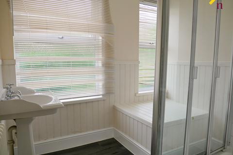 21 Benjamin Road, Wrexham, LL13 8EE