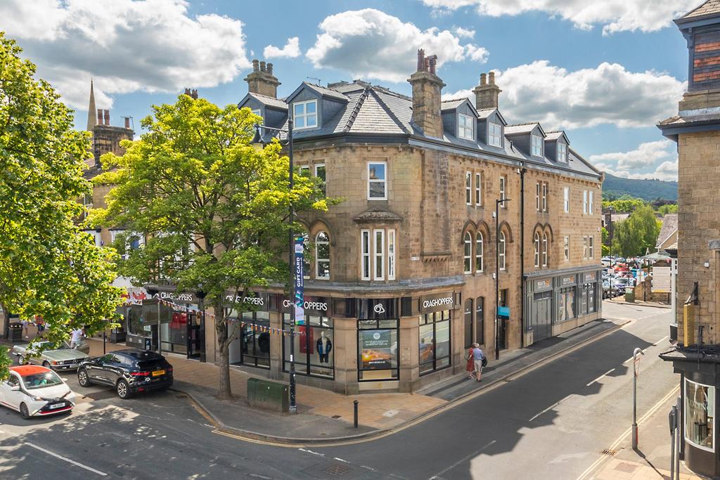 Brook Street, Ilkley, West Yorkshire, LS29 2 bed flat to rent £1,400