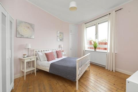 2 bedroom flat to rent - Stevenson Drive, Stenhouse, Edinburgh, EH11