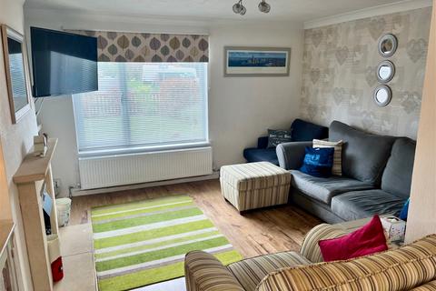 5 bedroom end of terrace house for sale, Clover Walk, East Goscote, Leicester, LE7 3SS
