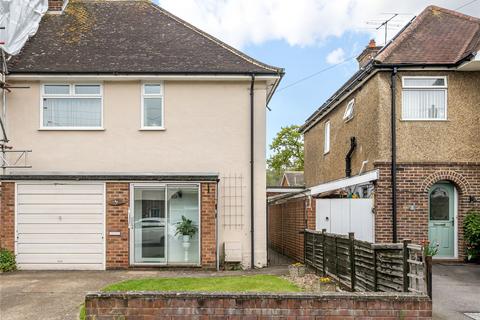 52 Beckingham Road, Guildford, GU2 8BT