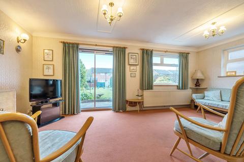 52 Beckingham Road, Guildford, GU2 8BT