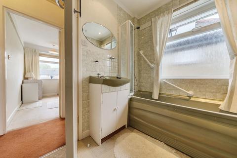 52 Beckingham Road, Guildford, GU2 8BT