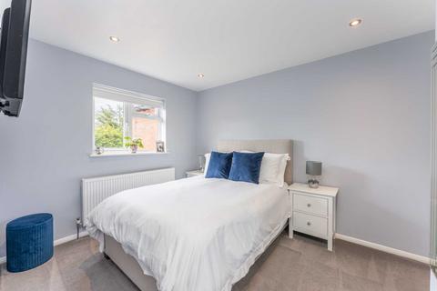 4 Webber Close, Elstree, Borehamwood, WD6 3HR