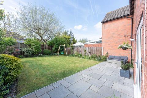 4 Webber Close, Elstree, Borehamwood, WD6 3HR