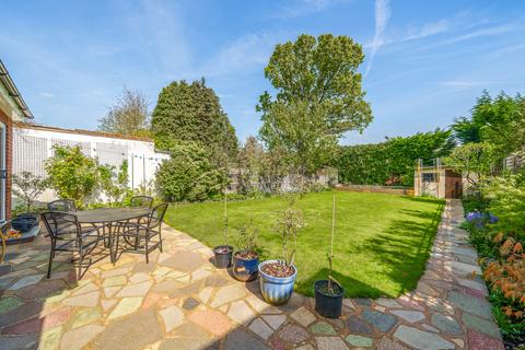 43 East Hill, Woking, GU22 8DQ
