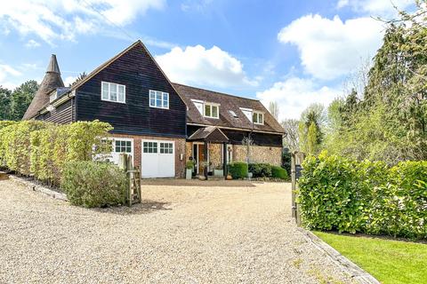 Court Lodge Oast London Road, Westerham, TN16 2DH