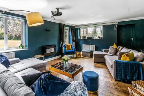 Court Lodge Oast London Road, Westerham, TN16 2DH