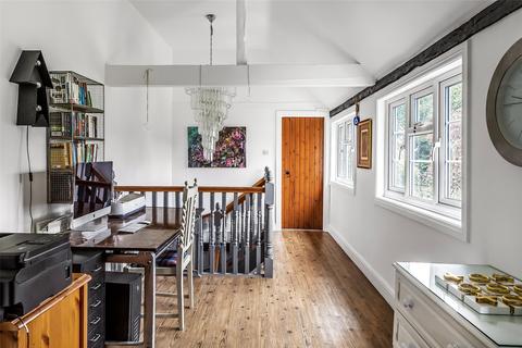 Court Lodge Oast London Road, Westerham, TN16 2DH