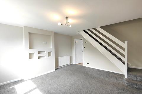 2 bedroom terraced house to rent, Baker Lane, Stanley, Wakefield, UK, WF3