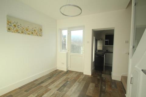 2 bedroom house to rent, Willow Grove, Harrogate, North Yorkshire, HG1