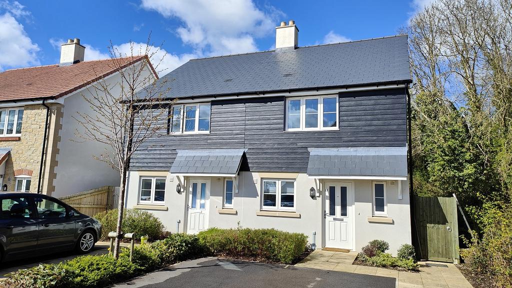 Wildewood Rise, Longburton, Dorset, DT9 3 bed semidetached house for