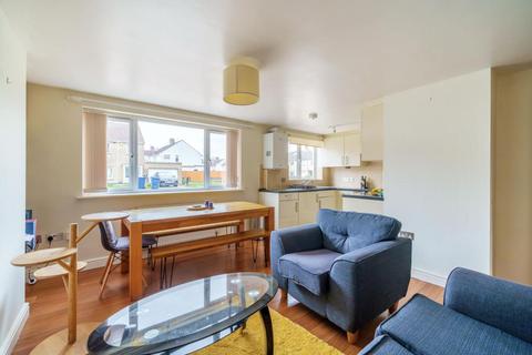 Flat 2, 1 Cavendish Drive, Marston, Oxford, OX3 0SB