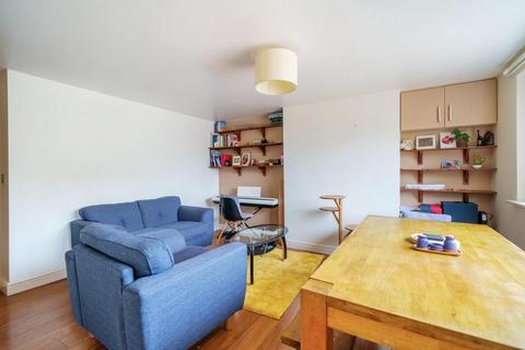 Flat 2, 1 Cavendish Drive, Marston, Oxford, OX3 0SB