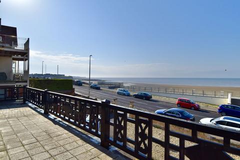 2 bedroom apartment for sale, Sea Road, Westgate-On-Sea