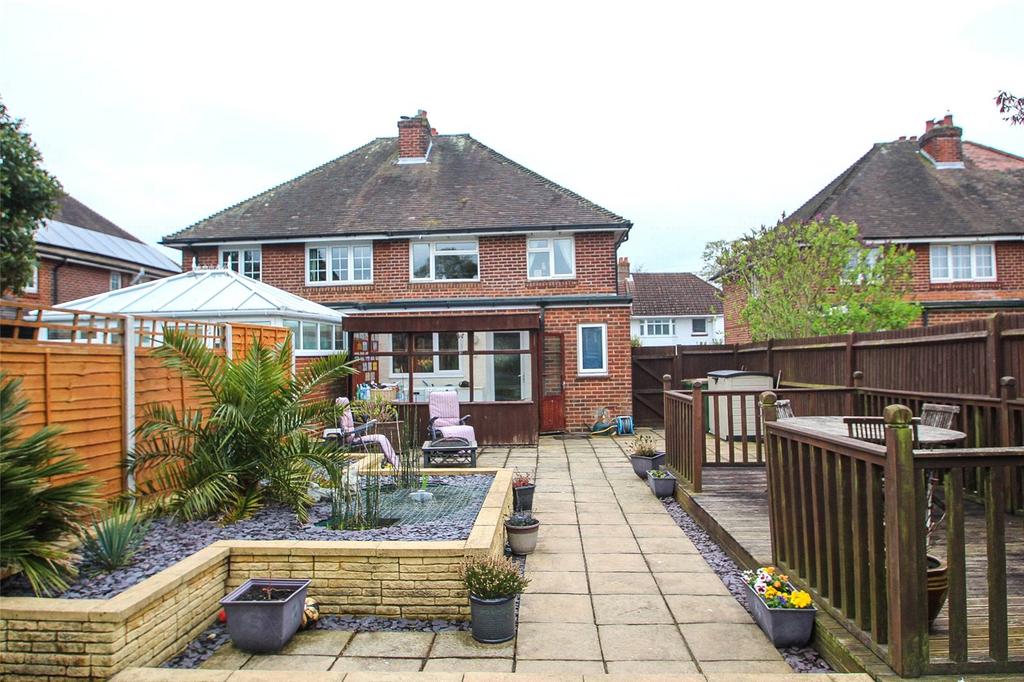 Beaulieu Road, Hamble, Southampton, Hampshire, SO31 3 bed semidetached