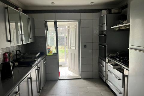 100 Durham Road, Manor Park, London, E12 5AX
