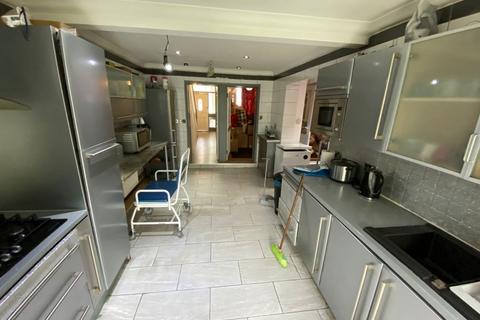 100 Durham Road, Manor Park, London, E12 5AX