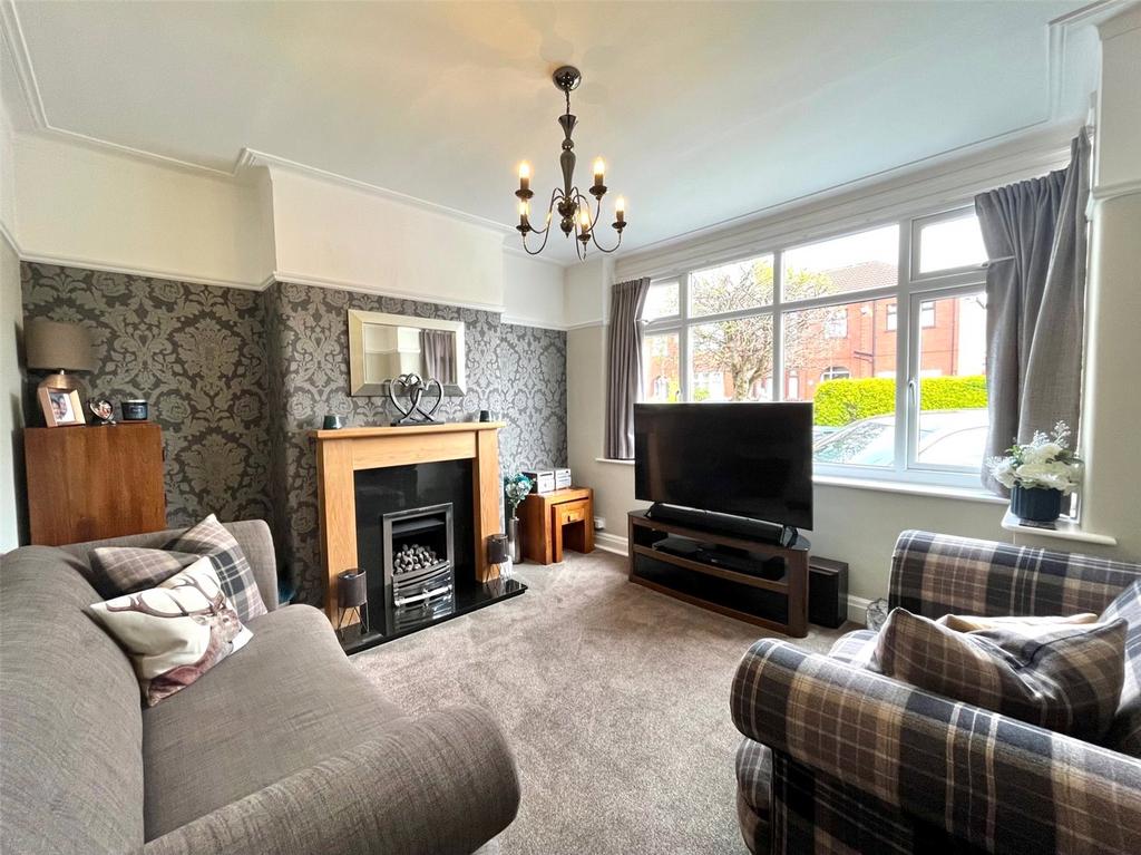 Downham Road, Heaton Chapel, Stockport, SK4 4 bed semidetached house