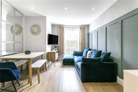undefined, High Street, Hampton Hill, Hampton, TW12