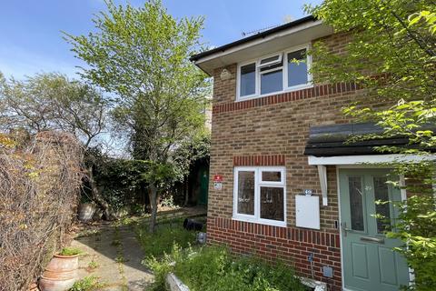 2 bedroom semi-detached house to rent - Beacon Gate, SE14