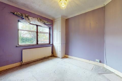 100 The Ridgeway, London, NW9 0UG