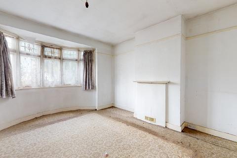 75 Sanderstead Road, London, E10 7PW